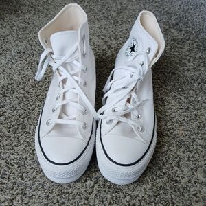 Converse Classic White High-Tops